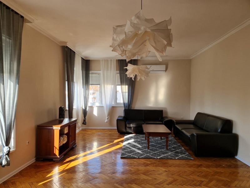 Para alugar  3 quartos Sofia , Centar , 135 m² | 61215514 - imagem [17]