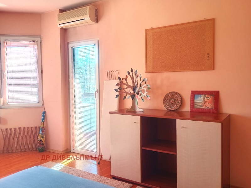 Vuokrattavana  3 makuuhuonetta Sofia , Ljulin 5 , 103 neliömetriä | 40063248 - kuva [8]