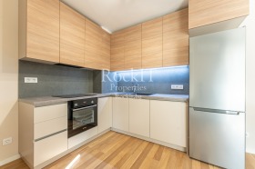 1 quarto Izgrev, Sofia 6