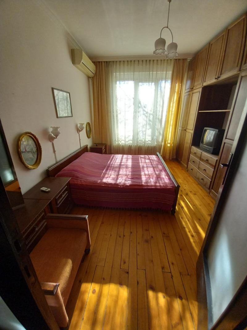 Дава под наем 4-СТАЕН, гр. София, Център, снимка 8 - Апартаменти - 52524809