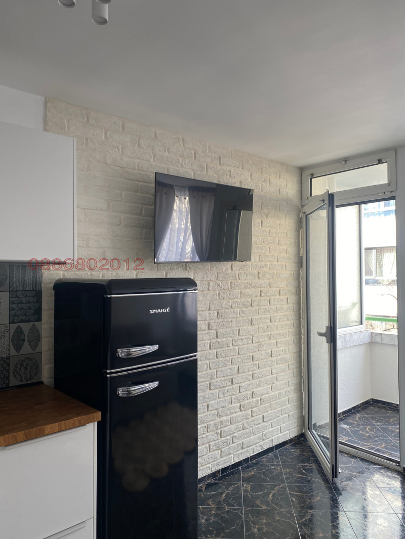 Дава под наем 2-СТАЕН, гр. София, Център, снимка 2 - Апартаменти - 52918728