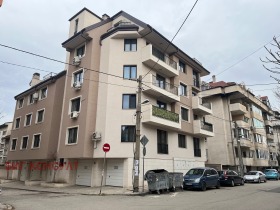 Гараж, Паркомясто Reduta, Sofia 1