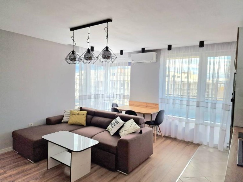 Til leie  1 soverom Plovdiv , Ostromila , 67 kvm | 11461434 - bilde [2]