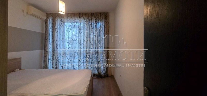 En renta  1 dormitorio Burgas , Sarafovo , 68 metros cuadrados | 15496798 - imagen [4]