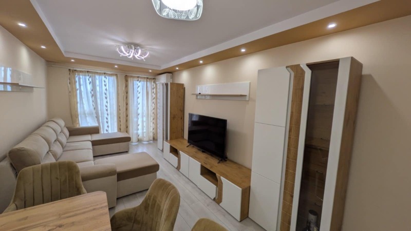 Дава под наем  2-стаен град Пловдив , Младежки Хълм , 90 кв.м | 52083586 - изображение [7]