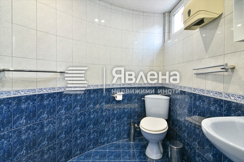 Издаје се  3+ спаваћа соба Варна , Центар , 170 м2 | 89805780 - слика [13]