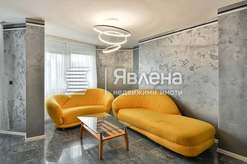 Издаје се  3+ спаваћа соба Варна , Центар , 170 м2 | 89805780