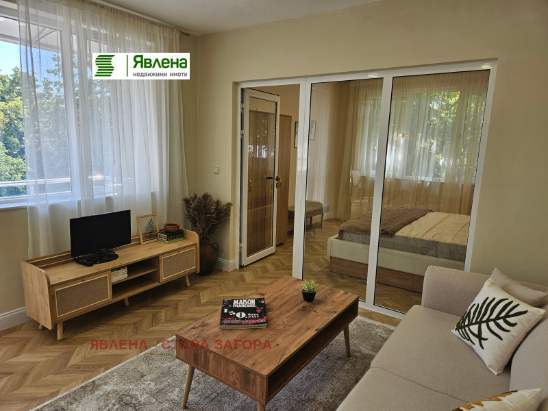 A louer  2 chambres Stara Zagora , Tsentar , 100 m² | 79588687 - image [2]