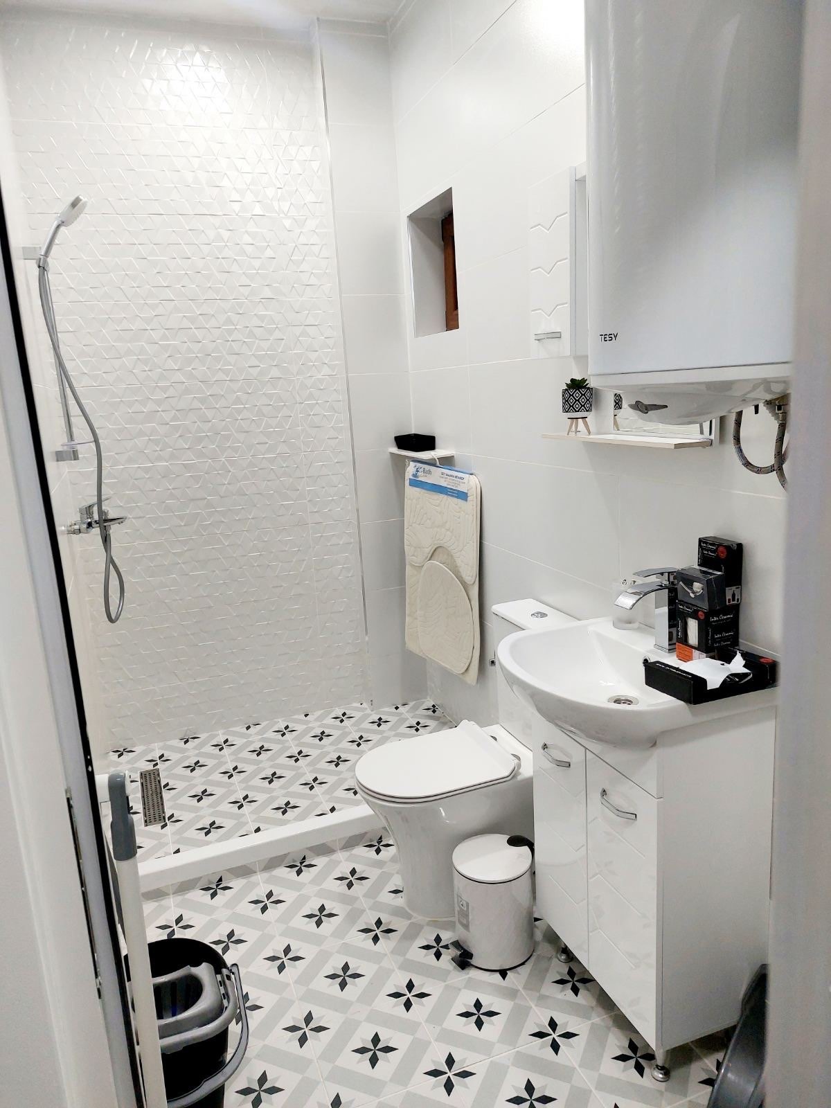 Дава под наем 3-СТАЕН, гр. Варна, м-т Евксиноград, снимка 10 - Апартаменти - 54134535