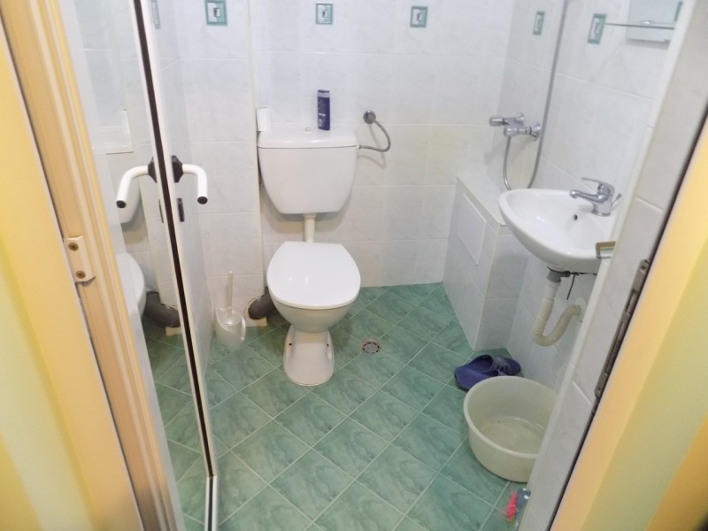 Дава под наем  2-стаен град Кърджали , Център , 47 кв.м | 30547899 - изображение [9]