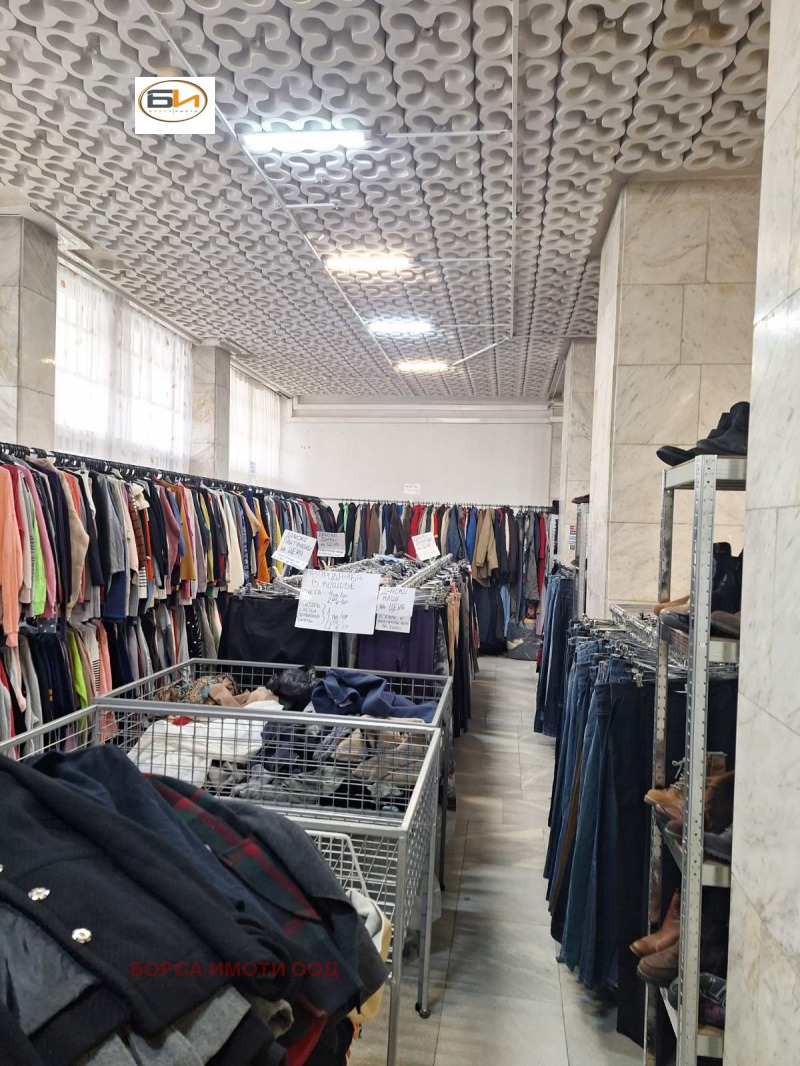 Дава под наем МАГАЗИН, гр. Мездра, област Враца