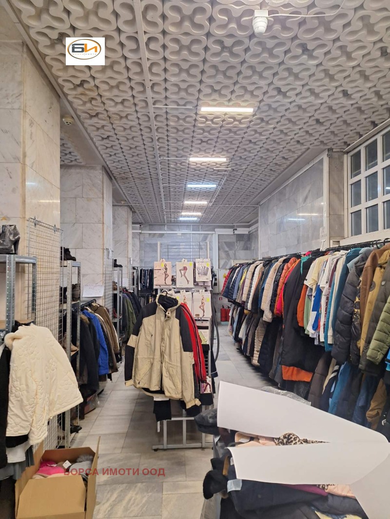 Дава под наем МАГАЗИН, гр. Мездра, област Враца, снимка 2 - Магазини - 53455866