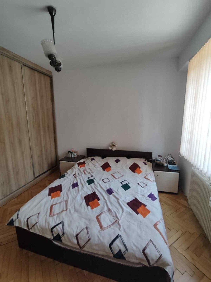 Дава под наем 2-СТАЕН, гр. София, Борово, снимка 2 - Апартаменти - 52306251