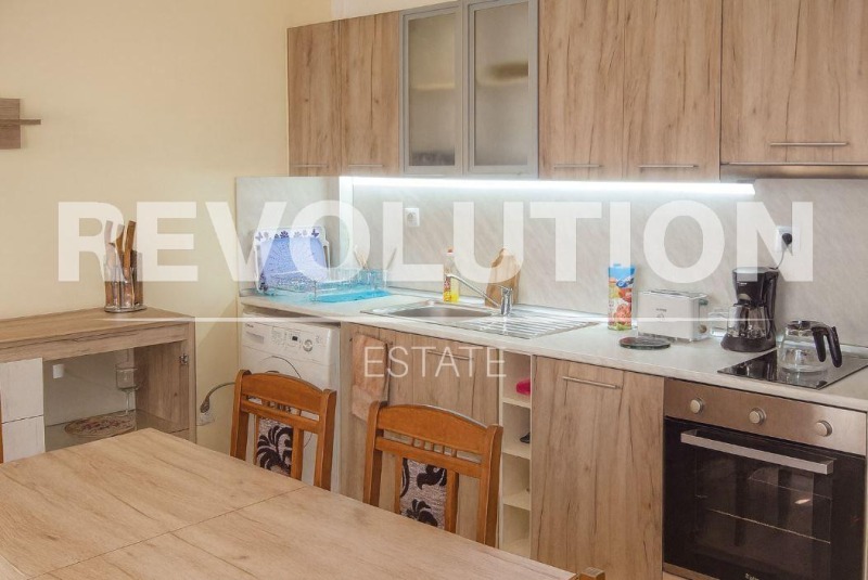 Дава под наем ЕТАЖ ОТ КЪЩА, к.к. Камчия, област Варна, снимка 2 - Етаж от къща - 51900513