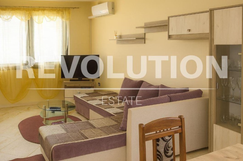 Do wynajęcia  Piętro domu region Warny , Bjala , 75 mkw | 86267359