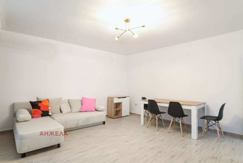 För uthyrning  1 sovrum Sofia , Reduta , 75 kvm | 26816057 - bild [7]