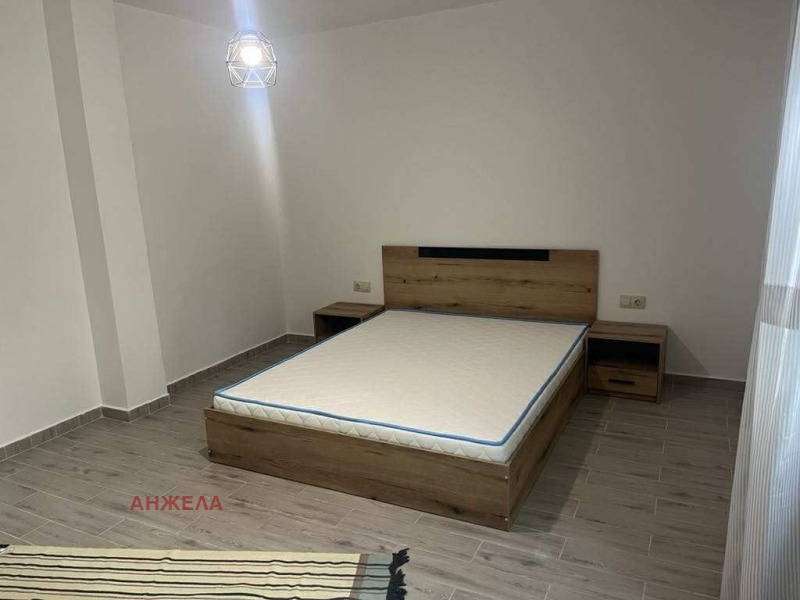 För uthyrning  1 sovrum Sofia , Reduta , 75 kvm | 26816057 - bild [8]
