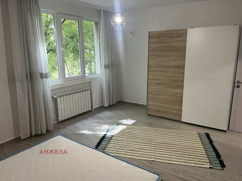 För uthyrning  1 sovrum Sofia , Reduta , 75 kvm | 26816057 - bild [9]