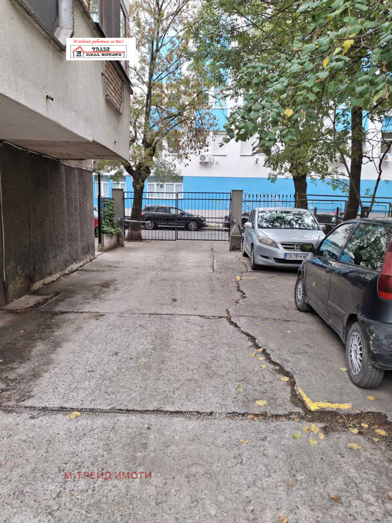 Da affittare  Box auto Sofia , Tsentar , 18 mq | 15164588 - Immagine [2]
