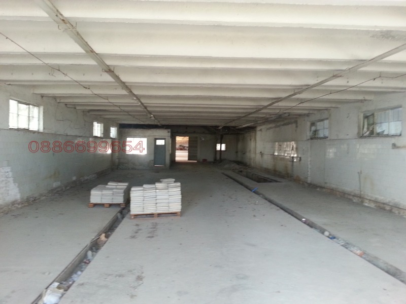 Дава под наем ПРОМ. ПОМЕЩЕНИЕ, с. Ново село, област Пловдив, снимка 3 - Производствени сгради - 52786139