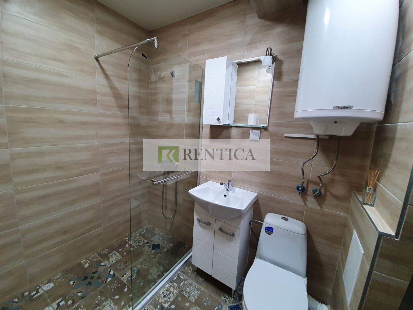 Дава под наем 2-СТАЕН, гр. Варна, Гранд Мол, снимка 15 - Апартаменти - 56264087