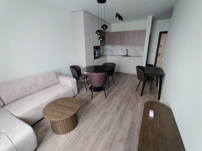 Zu vermieten  1 Schlafzimmer Sofia , Zentar , 65 qm | 91370462 - Bild [2]
