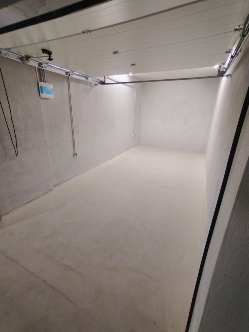 Zu vermieten  1 Schlafzimmer Sofia , Zentar , 65 qm | 91370462 - Bild [12]