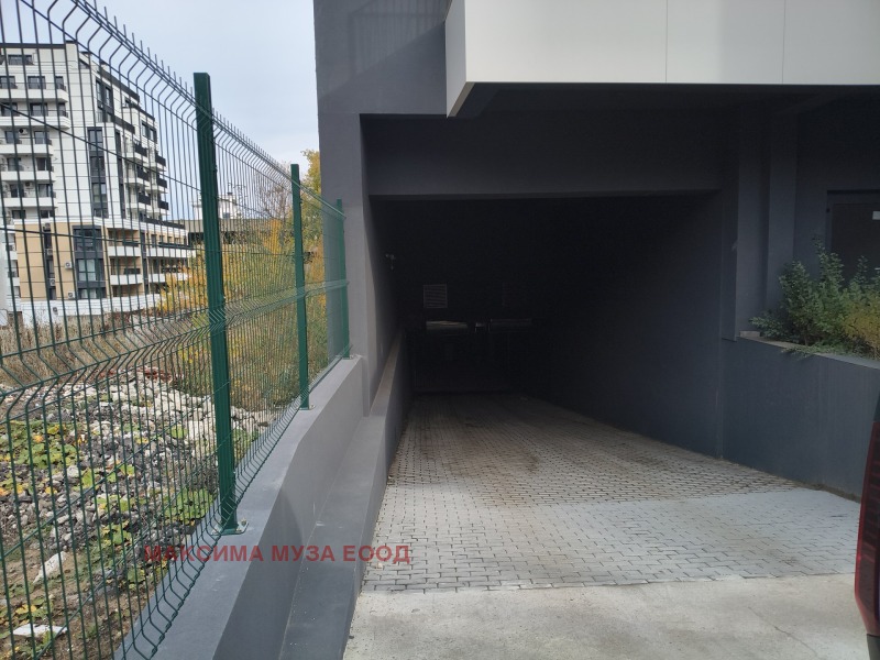 Дава под наем ГАРАЖ, ПАРКОМЯСТО, гр. София, Овча купел, снимка 2 - Гаражи и паркоместа - 52390623