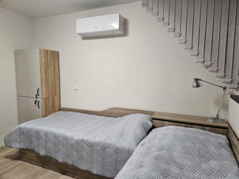 Zu vermieten  2 Schlafzimmer Burgas , Zentar , 85 qm | 53268477 - Bild [4]