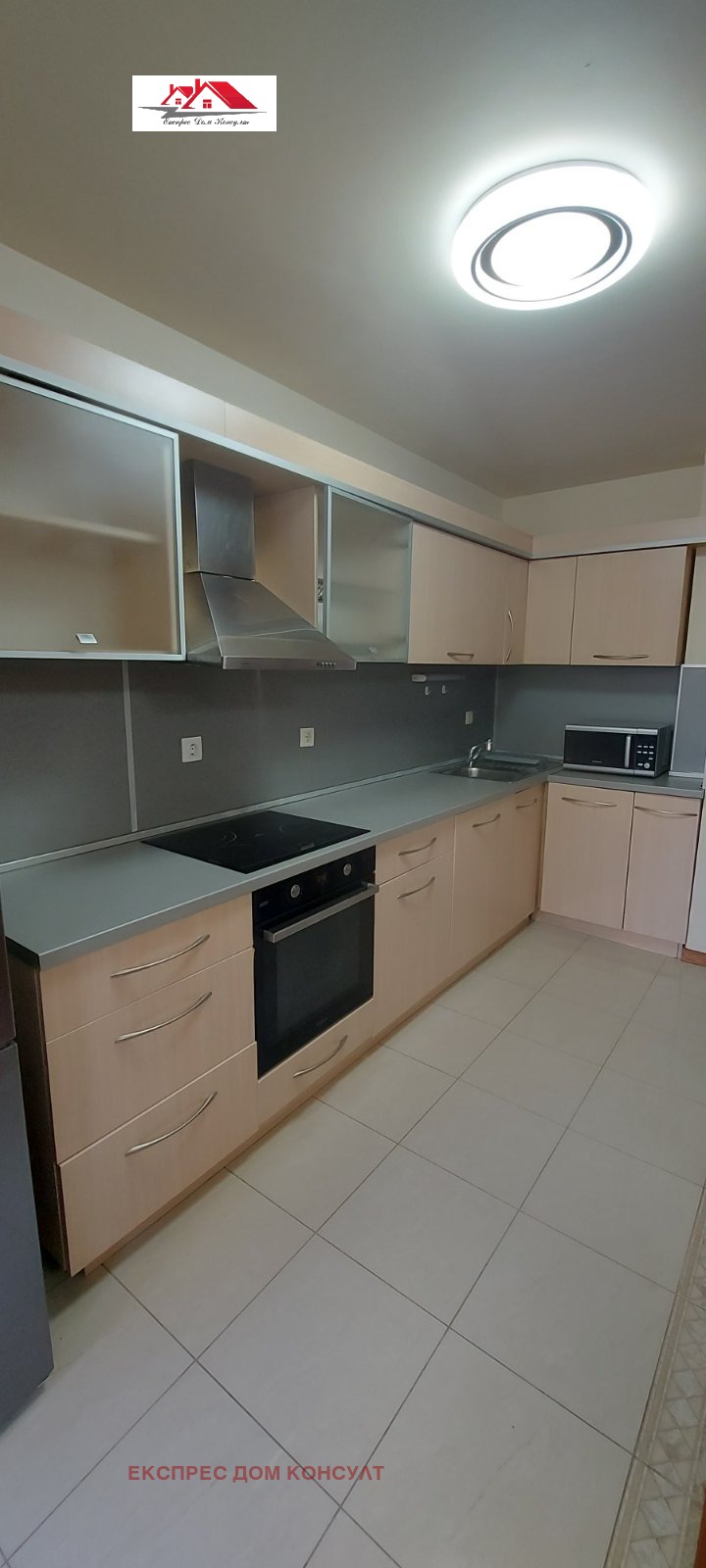 Издаје се  2 спаваће собе Софија , Гео Милев , 100 м2 | 69006166