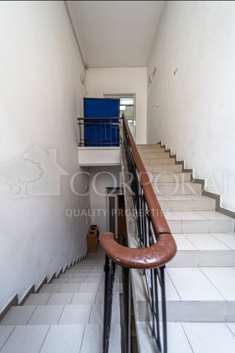 Te huur  Kantoor Sofia , Tsentar , 190 m² | 19608042 - afbeelding [9]
