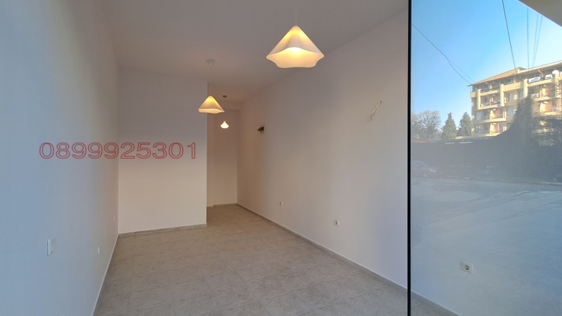 Дава под наем МАГАЗИН, гр. Хисаря, област Пловдив, снимка 3 - Магазини - 52782640