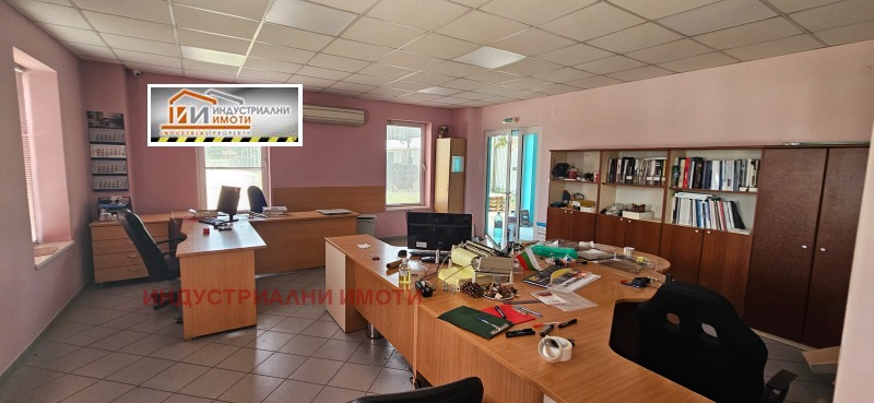Te huur  Opslag Plovdiv , Industrialna zona - Sever , 3000 m² | 18151772 - afbeelding [2]