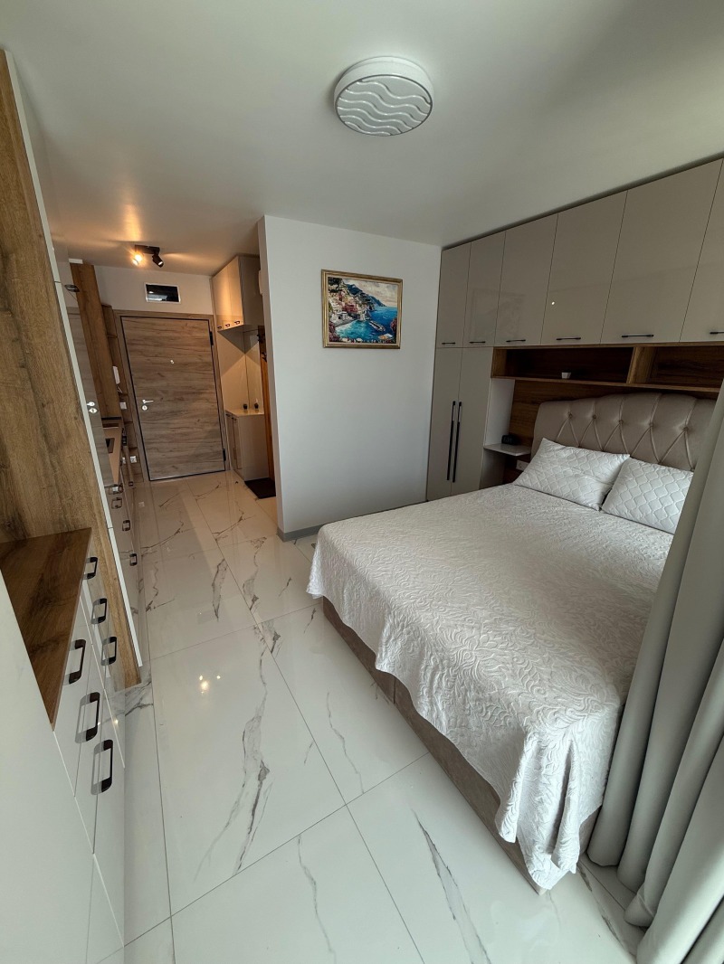 Дава под нем  1-стаен, град София, Малинова долина •  499 EUR • ID 68550885 — holmes.bg - [1] 
