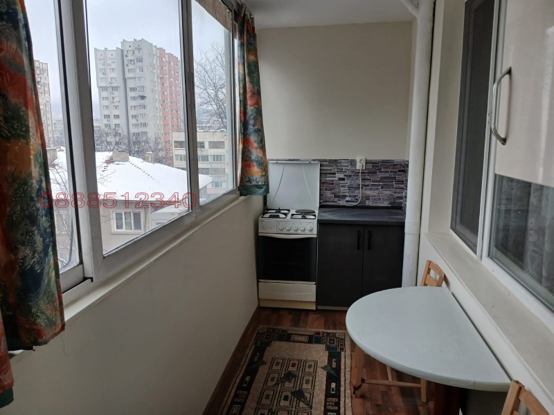 Дава под наем 3-СТАЕН, гр. Шумен, Център, снимка 7 - Апартаменти - 53379201