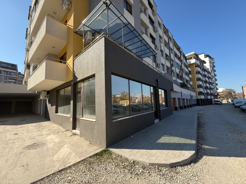 Дава под Наем МАГАЗИН в град Плевен, Широк център - 115 кв.м / 720 € » 1 408.20 лв., НОВА ХОУМ