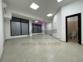 МАГАЗИН, 64 m2