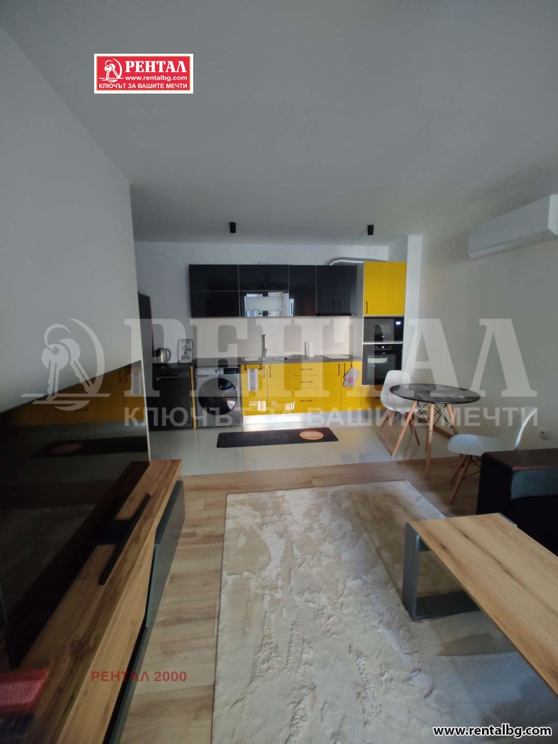 De inchiriat  1 dormitor Plovdiv , Țentâr , 65 mp | 45074318