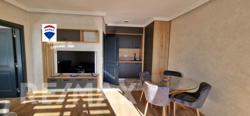 Da affittare  1 camera da letto Plovdiv , Hristo Smirnenski , 68 mq | 20595013