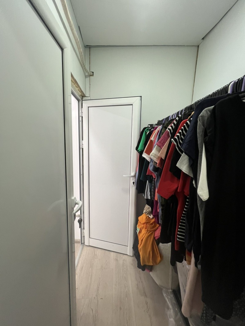 Дава под наем МАГАЗИН, гр. Дупница, област Кюстендил, снимка 6 - Магазини - 53467649