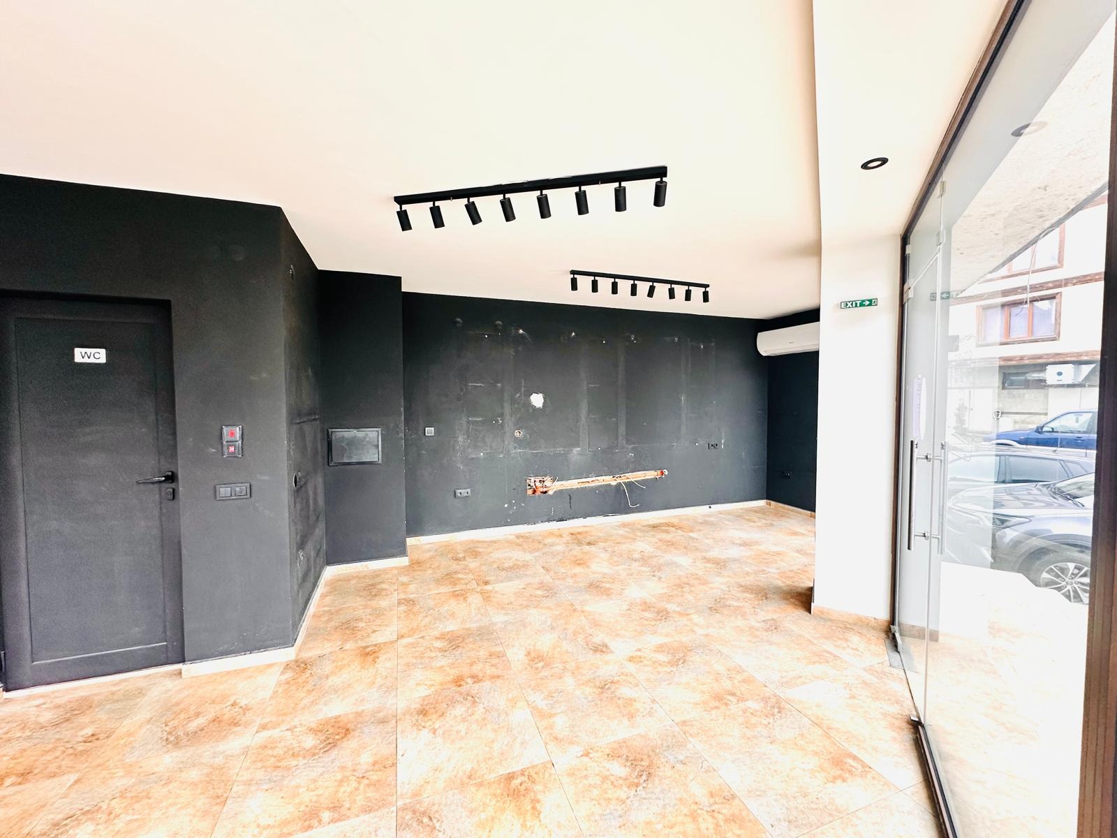 Дава под наем МАГАЗИН, гр. Банско, област Благоевград, снимка 4 - Магазини - 53972416