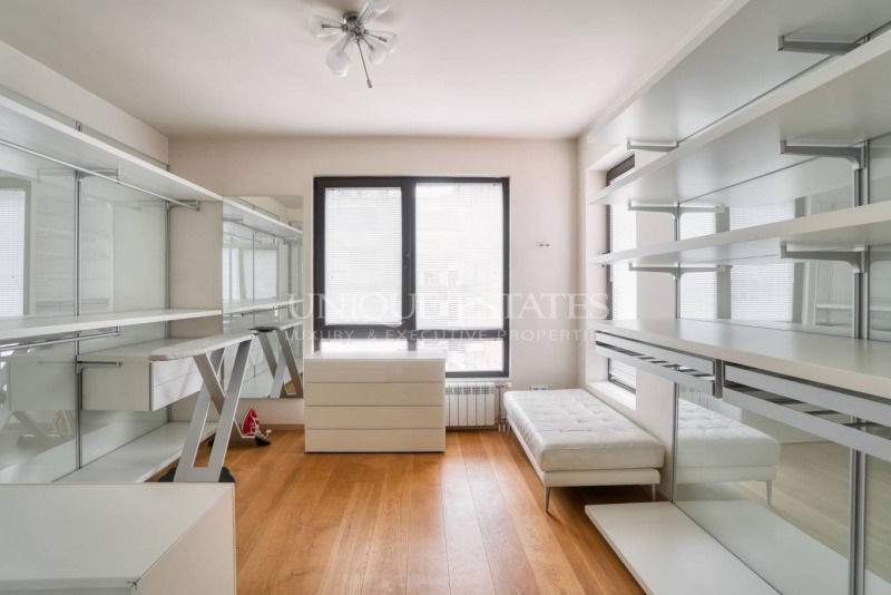 A louer  3 chambres Sofia , Iztok , 273 m² | 71319214 - image [8]