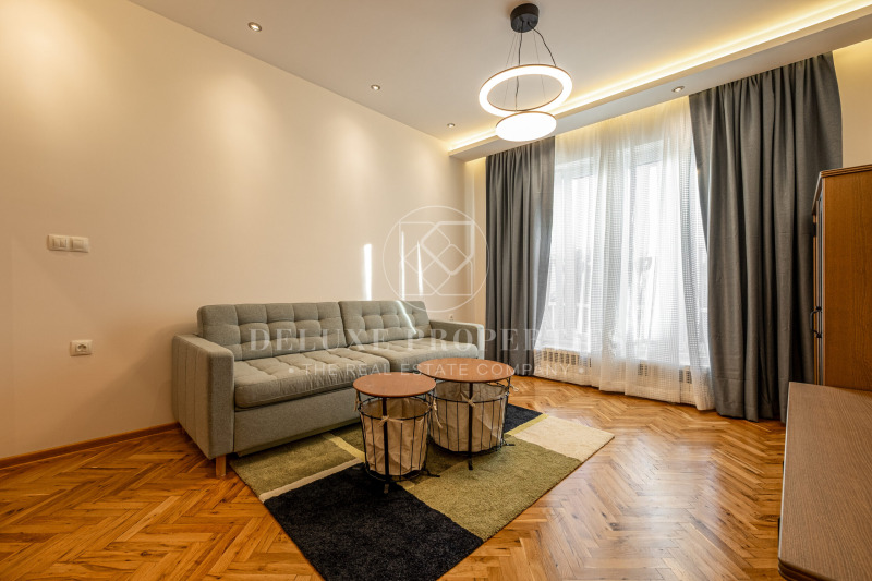 Дава под Наем 2-СТАЕН в град София, Център - 85 кв.м / 1 000 € » 1 955.83 лв., ДЕЛУКС ПРОПЪРТИС