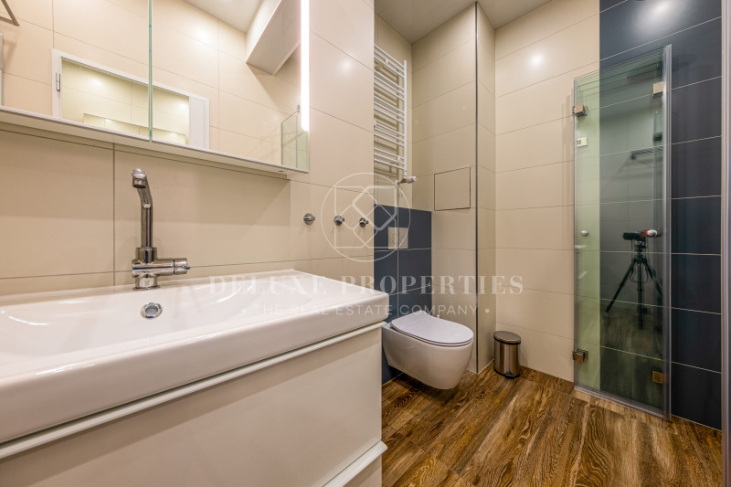 Zu vermieten  1 Schlafzimmer Sofia , Zentar , 85 qm | 65651943 - Bild [11]