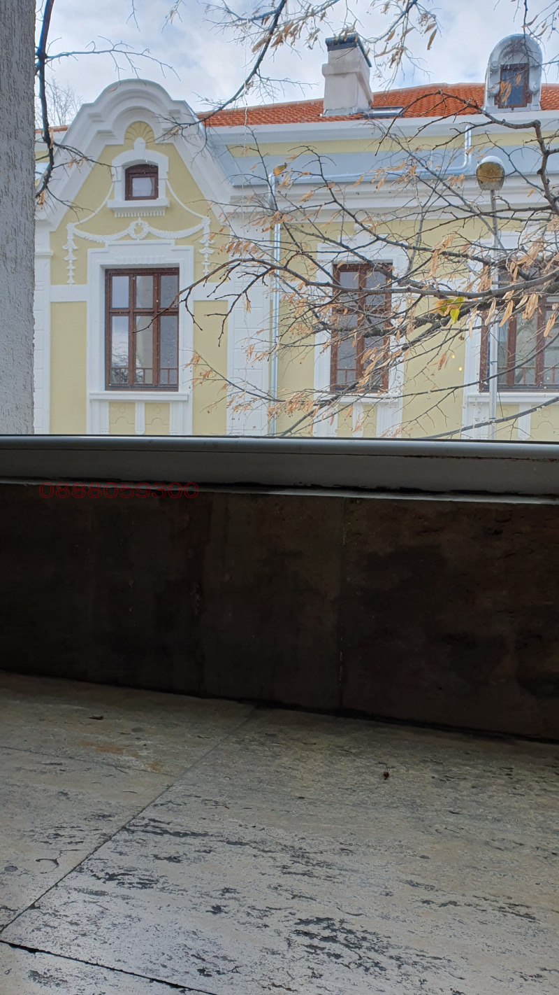 Дава под наем КЪЩА, гр. Шумен, Център, снимка 3 - Къщи - 52781967