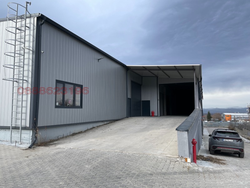 Kiadó  Tárolás Sofia , v.z.Vrana - Lozen , 270 négyzetméter | 33679629