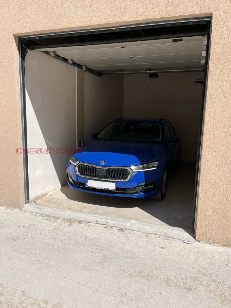 Дава под наем ГАРАЖ, ПАРКОМЯСТО, гр. Русе, Център