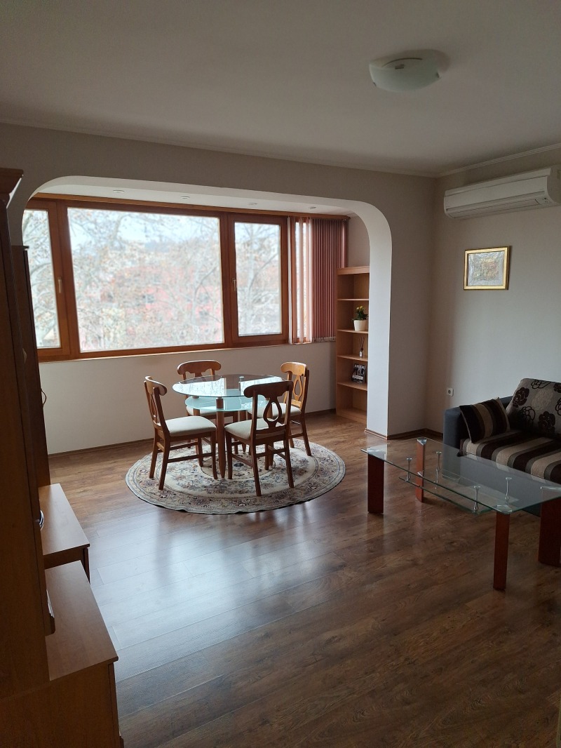 Дава под Наем 4-СТАЕН в град Пловдив, Западен - 80 кв.м / 600 € » 1 173.50 лв.