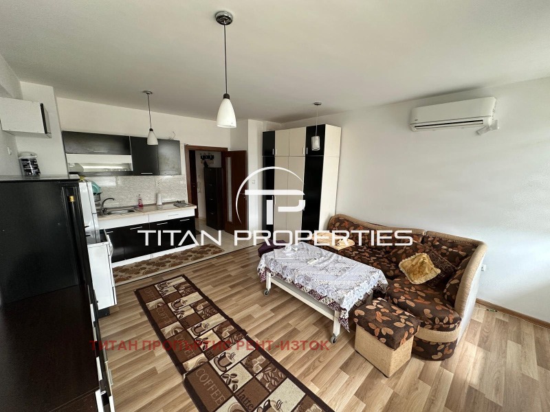 Zu vermieten  1 Schlafzimmer Burgas , Wazraschdane , 60 qm | 89469964