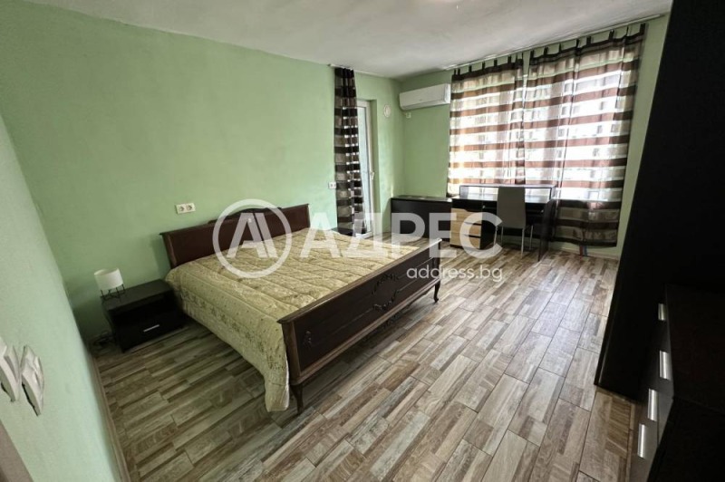 Vuokrattavana  2 makuuhuonetta Sofia , Krastova vada , 132 neliömetriä | 26362535 - kuva [12]